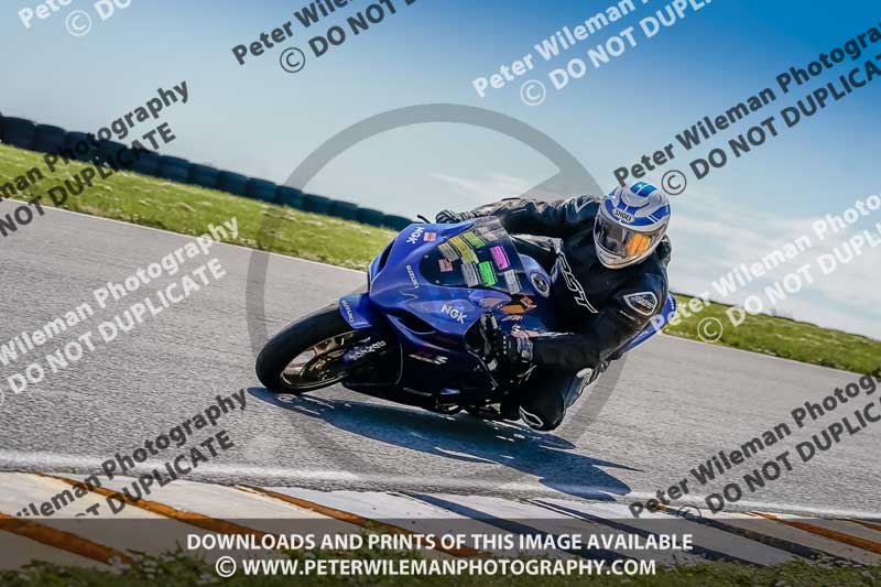 anglesey no limits trackday;anglesey photographs;anglesey trackday photographs;enduro digital images;event digital images;eventdigitalimages;no limits trackdays;peter wileman photography;racing digital images;trac mon;trackday digital images;trackday photos;ty croes